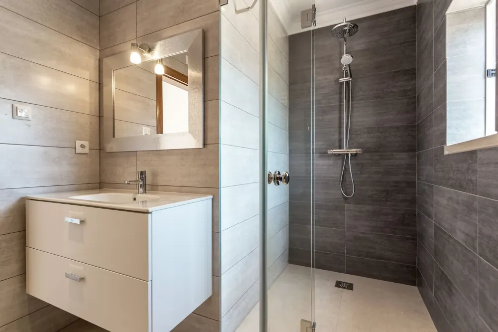Création salle de bain près de Laguenne-sur-Avalouze